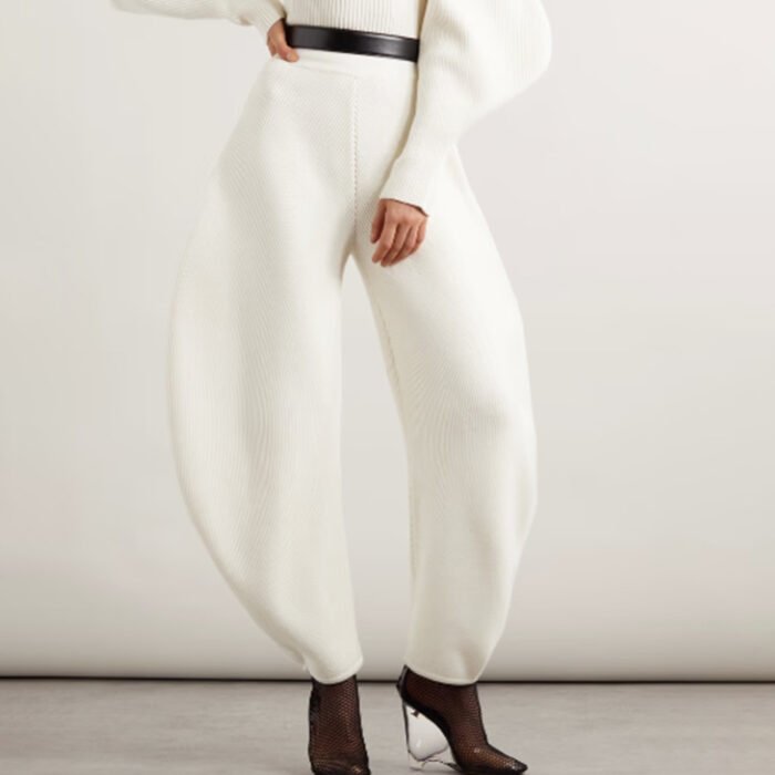 1740939759691370496.jpg 1740939759691370496.jpg